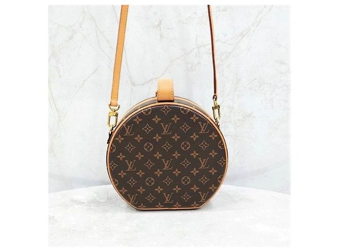 Louis Vuitton Borsa a Tracolla Petite Boucle Monogram - vista 3