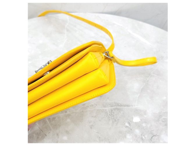 Balenciaga Picca borsa a tracolla con logo giallo - vista 12
