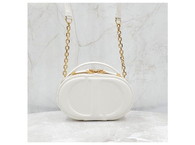 Dior Borsa Camera Oval Signature in vitello Latte - vista 11