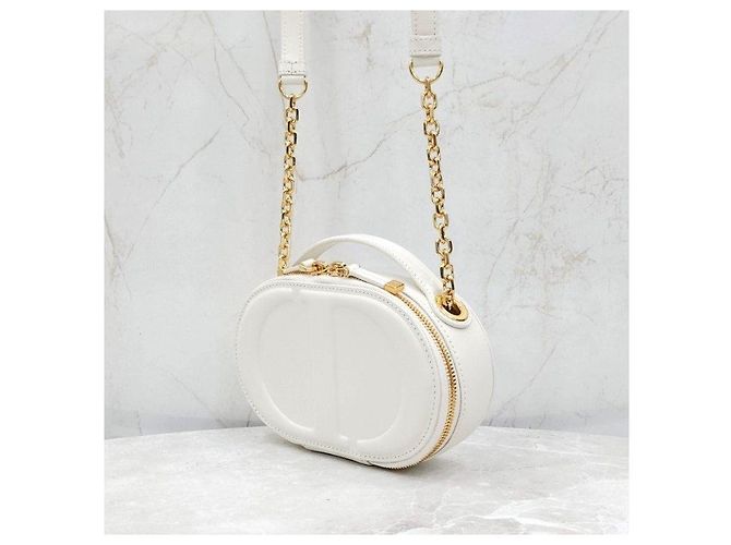 Dior Borsa Camera Oval Signature in vitello Latte - vista 12