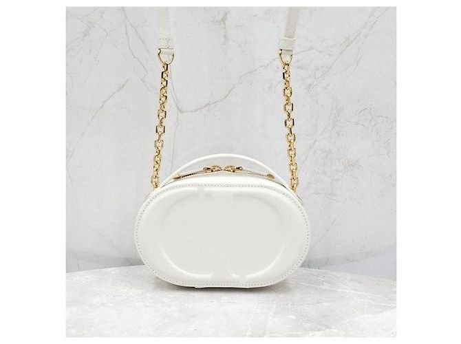 Dior Borsa Camera Oval Signature in vitello Latte - vista 3