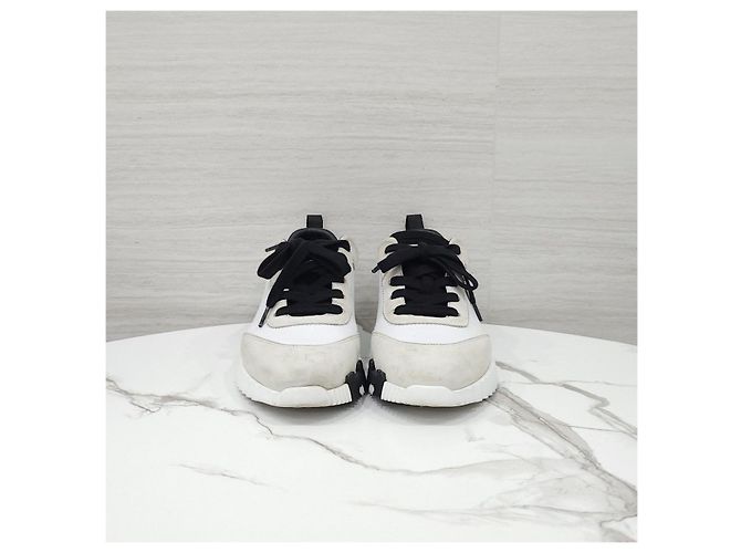 Hermès Baskets Bouncing en cuir blanc - vue 11