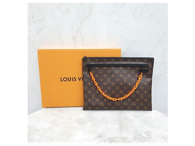 Louis Vuitton Clutch con catena Monogram Edizione Limitata - vista 14