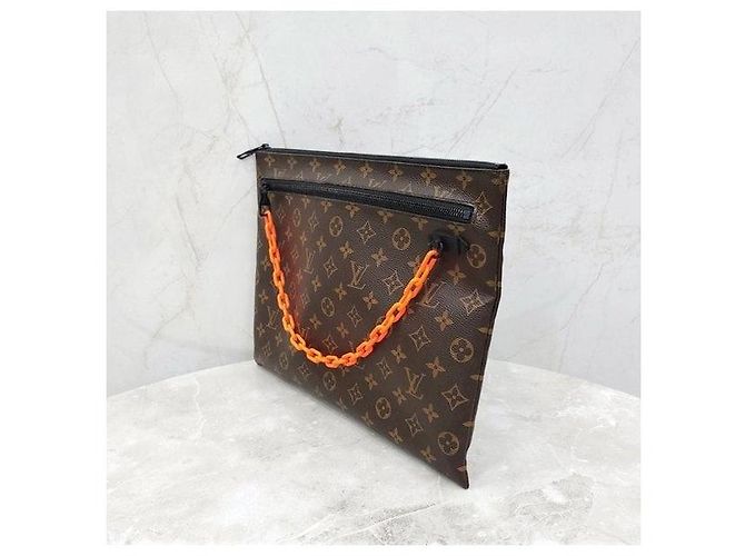 Louis Vuitton Clutch con catena Monogram Edizione Limitata - vista 2