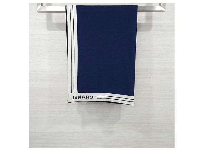 Chanel Sciarpa in cashmere Logo Lettering Navy - vista 4