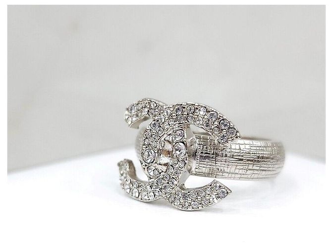 Chanel Neuer CC Logo Crystal Ring Größe - Ansicht 4