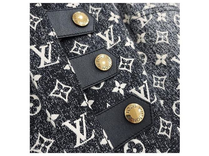 Louis Vuitton Vestido de denim con solapas de botones - vista 5