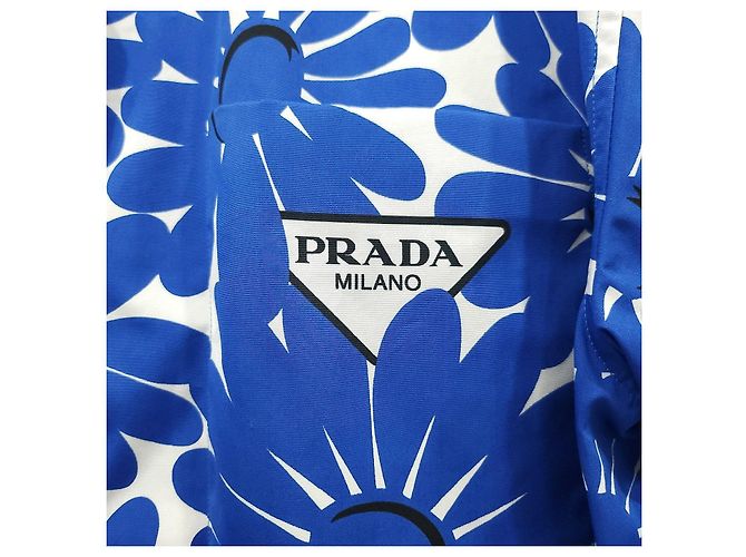 Prada Set Camicia e Pantaloncini con Logo Triangolo Blu e Fiori da Donna - vista 15