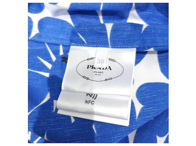 Prada Set Camicia e Pantaloncini con Logo Triangolo Blu e Fiori da Donna - vista 6