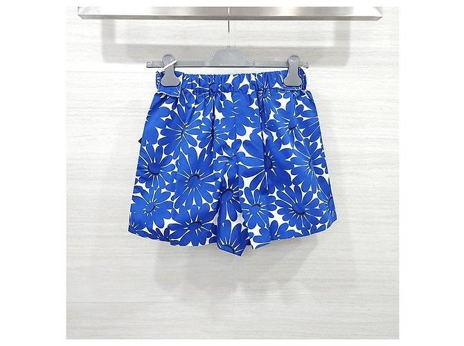 Prada Set Camicia e Pantaloncini con Logo Triangolo Blu e Fiori da Donna - vista 8