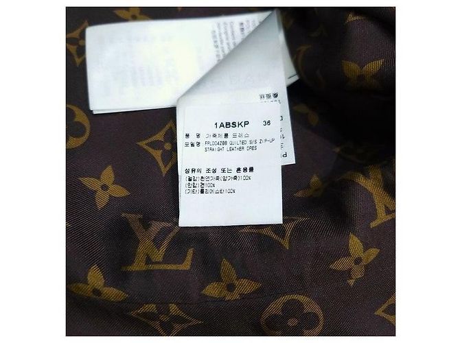 Louis Vuitton Vestido reto de pele de cordeiro acolchoado com fecho éclair - vista 8