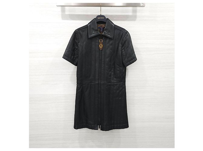 Louis Vuitton Vestido reto de pele de cordeiro acolchoado com fecho éclair - vista 9