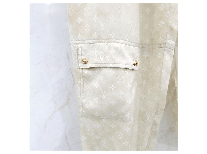 Louis Vuitton Pantaloni Jogger in Seta Monogram - vista 8
