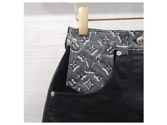 Louis Vuitton Falda de piel de cordero Monogram Shadow - vista 13