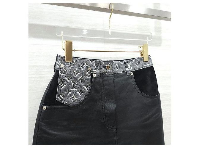 Louis Vuitton Falda de piel de cordero Monogram Shadow - vista 3