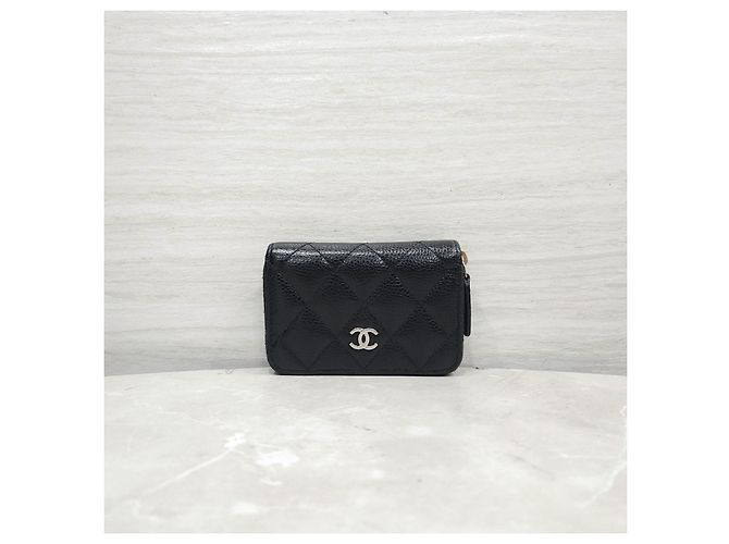 Chanel Tarjetero con cremallera Classic Caviar con chip - vista 10