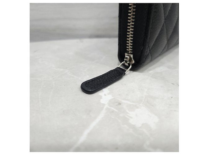 Chanel Tarjetero con cremallera Classic Caviar con chip - vista 15