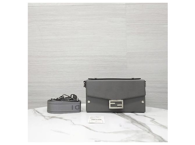 Fendi Borsa Baguette Soft Trunk in Jacquard Grigio - vista 9