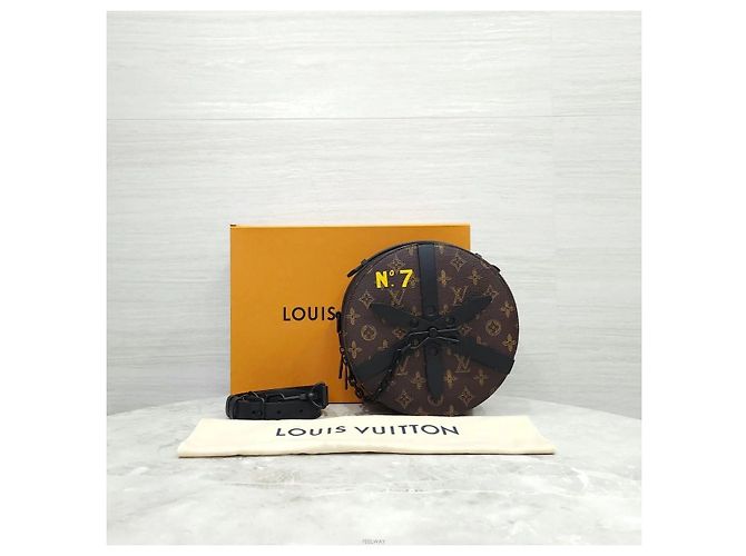Louis Vuitton Borsa a tracolla Monogram Wheel Box Edizione Limitata - vista 9
