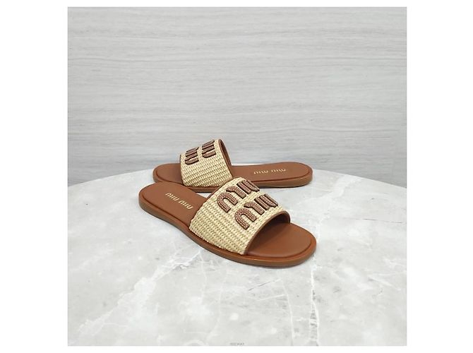Miu Miu Sandali slide in rafia con logo - vista 4