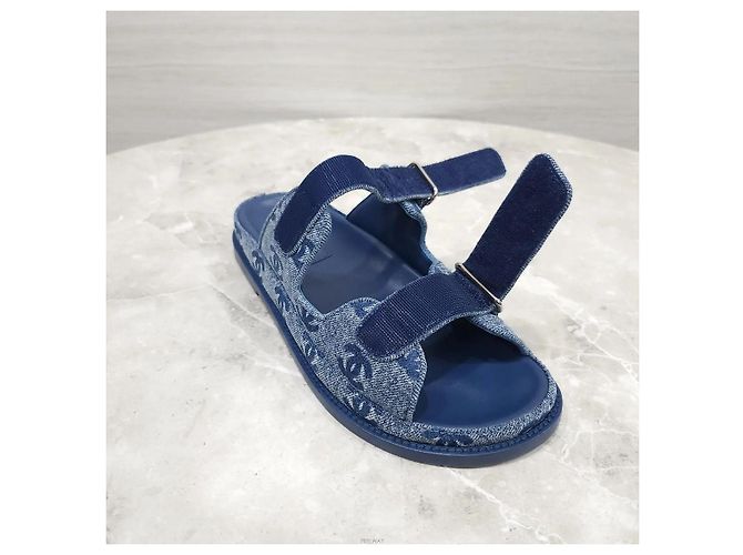 Sandali Chanel in denim blu con velcro - vista 5