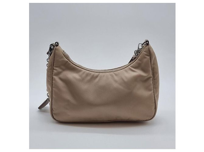 Prada Borsa Hobo Crossbody in Tessuto Re-Nylon - vista 5