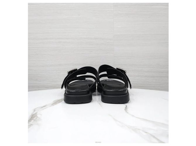 Louis Vuitton Mules e Sandali Venice Monogram - vista 3