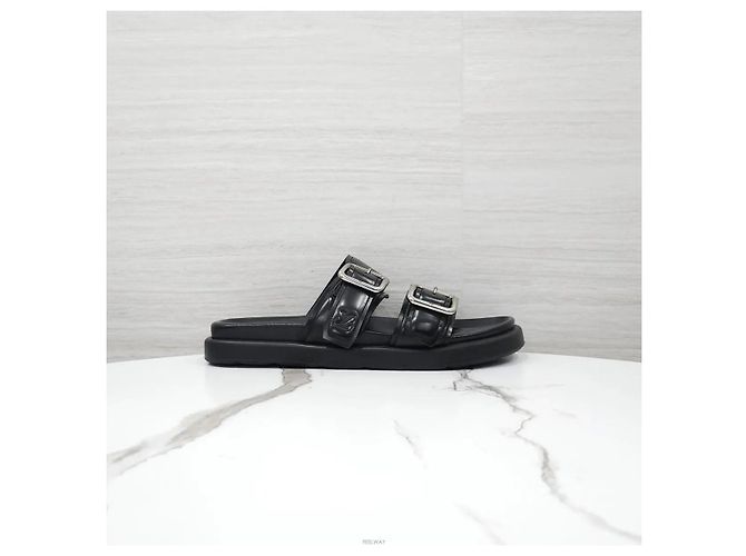 Louis Vuitton Mules e Sandali Venice Monogram - vista 4