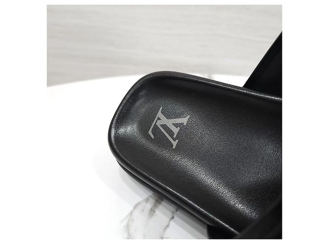 Louis Vuitton Mules e Sandali Venice Monogram - vista 6