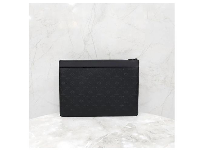 Louis Vuitton Pouch Discovery in pelle GM - vista 3