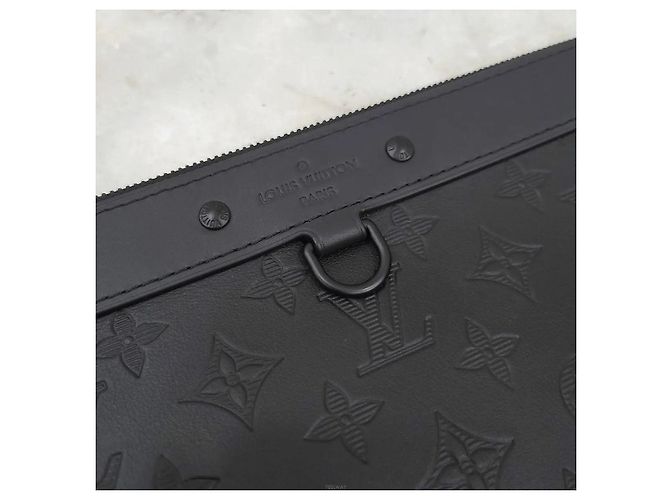 Louis Vuitton Pouch Discovery in pelle GM - vista 5