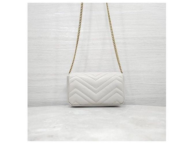 Gucci Borsa a catena GG Marmont Super Mini Grigio Chiaro - vista 3