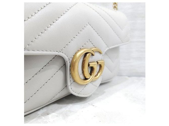 Gucci Borsa a catena GG Marmont Super Mini Grigio Chiaro - vista 5
