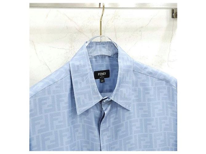 Fendi Hellblaues Seidenhemd mit Muster - Ansicht 4