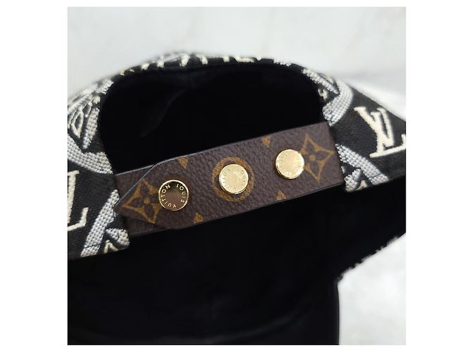 Louis Vuitton Baseballkappe aus Leder Grün - Ansicht 13