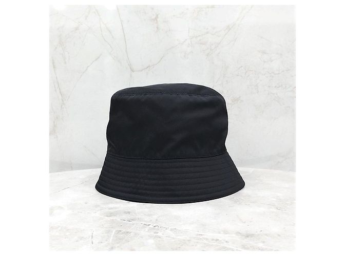 Cappello a secchiello Prada in nylon con logo Triangle verde - vista 11