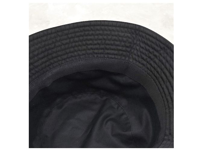 Cappello a secchiello Prada in nylon con logo Triangle verde - vista 13