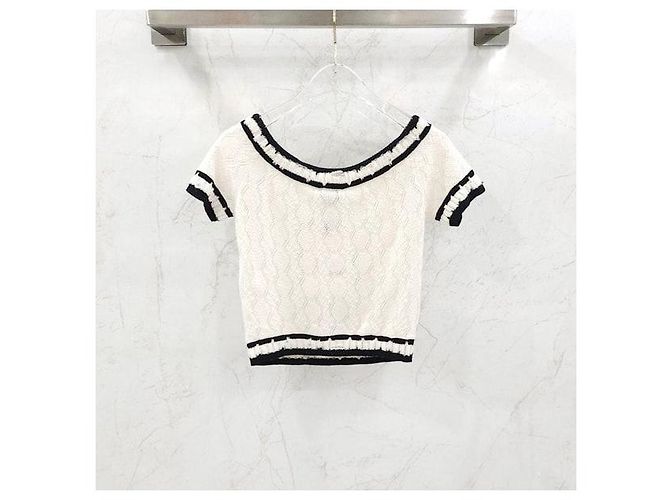 Chanel Kurze Strickjacke mit kurzen Ärmeln - Ansicht 2