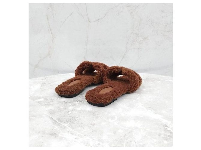 Hermès Pantofole Oran in shearling Marrone - vista 5