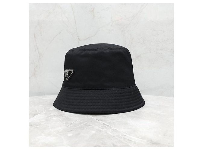 Prada Cappello bucket con logo triangolo nero - vista 2