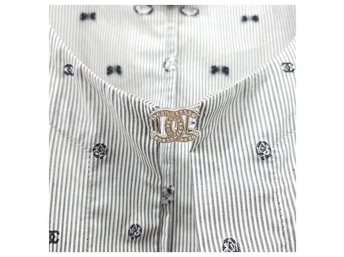 Chanel CC Mark Stripe Camellia Kurzarmhemd aus Baumwolle - Ansicht 4