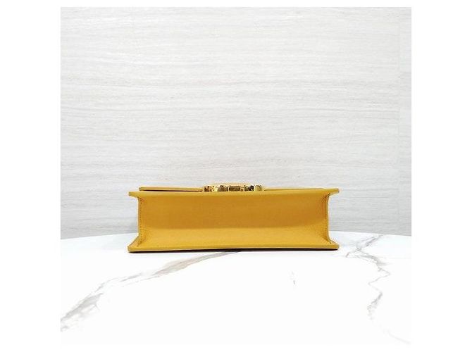 Dior Borsa a tracolla con patta Montaigne in vitello box - vista 7
