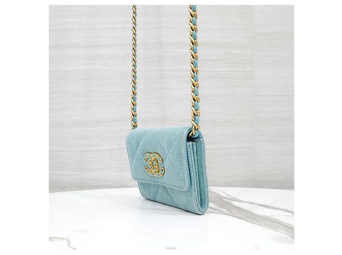 Chanel Borsa a tracolla con patta in denim blu - vista 2