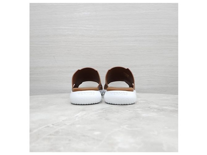 Hermès Sandali Emblem Oro - vista 14
