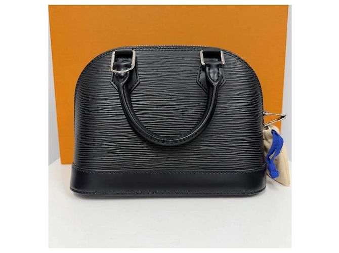 Louis Vuitton Alma BB Epi pelle nera - vista 2