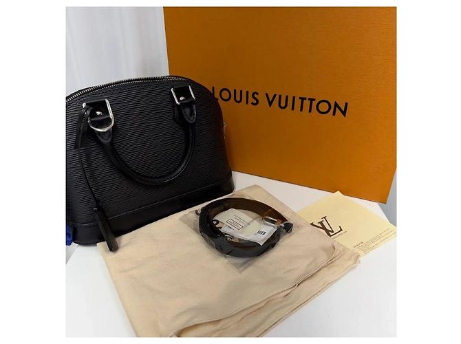 Louis Vuitton Alma BB Epi pelle nera - vista 6