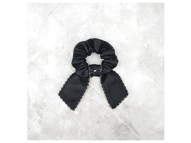 Chanel Scrunchie per capelli con nastro in pelle - vista 2