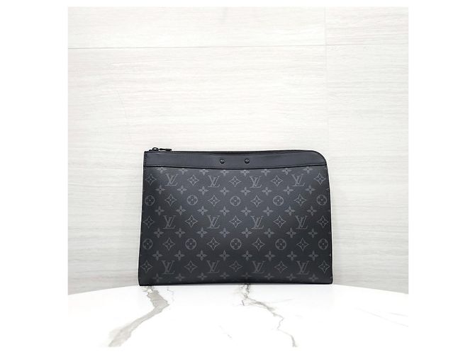 Louis Vuitton Pochette Jour GM Monogram Eclipse Clutch - Ansicht 10