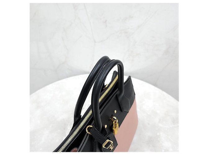 Louis Vuitton Borsa City Steamer Tote PM - vista 15
