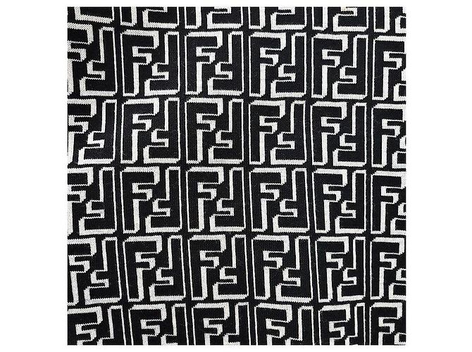 Fendi Round Wool Knit Black - Ansicht 4